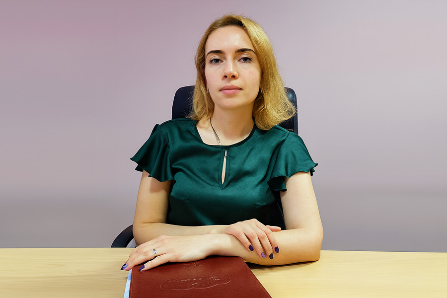 Нотаріус Маковеєва Олена Вікторівна біля Севастопольської площі на проспекті Лобановського